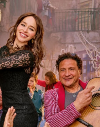 Emilia Clarke: είναι η νέα αγαπημένη των Dolce&Gabbana