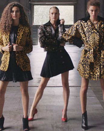10 Versace Vintage κομμάτια που θα θέλαμε στην ντουλάπα μας