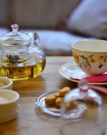 Στο Ντεμοντέ για ζεστή σοκολάτα και homemade τάρτες
