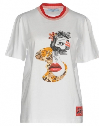 15 T-shirts για fashionable εμφανίσεις