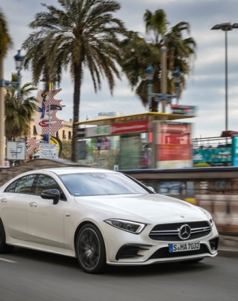 Mercedes CLS: 12 πράγματα που μάθαμε για αυτήν