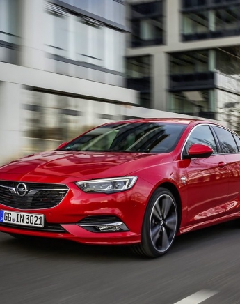 Οδηγούμε το Opel Insignia Grand Sport