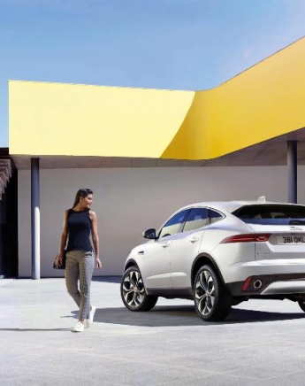 Jaguar E Pace από 40.000 ευρώ!