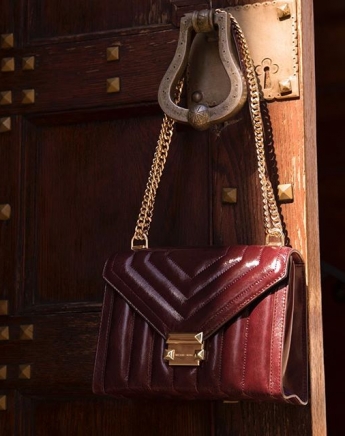Ο Michael Kors αγόρασε τον οίκο Versace! (plus: Ρεπορτάζ αγοράς)