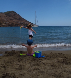Αντί καλοκαιρινού αποχαιρετισμού