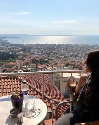 College Beauty: Το λάδι μαλλιών που δεν έβγαλα από τη τσάντα μου όσο ήμουν Θεσσαλονίκη