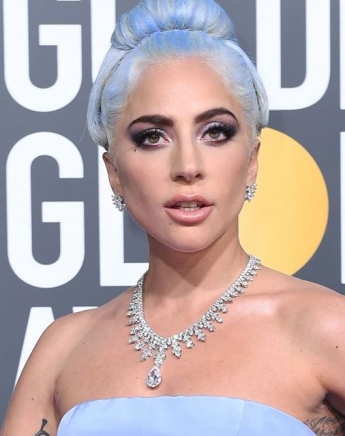 Golden Globes 2019: H Lady Gaga κάνει statement