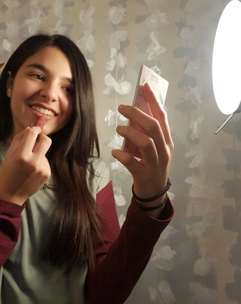 College Beauty DIY: Φτιάχνουμε μάσκα με αβοκάντο για ξηρό δέρμα