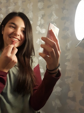 College Beauty DIY: Φτιάχνουμε μάσκα με αβοκάντο για ξηρό δέρμα