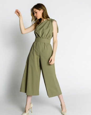 Ανοιξιάτικο jumpsuit: Από το πολύ chic ως το boilersuit